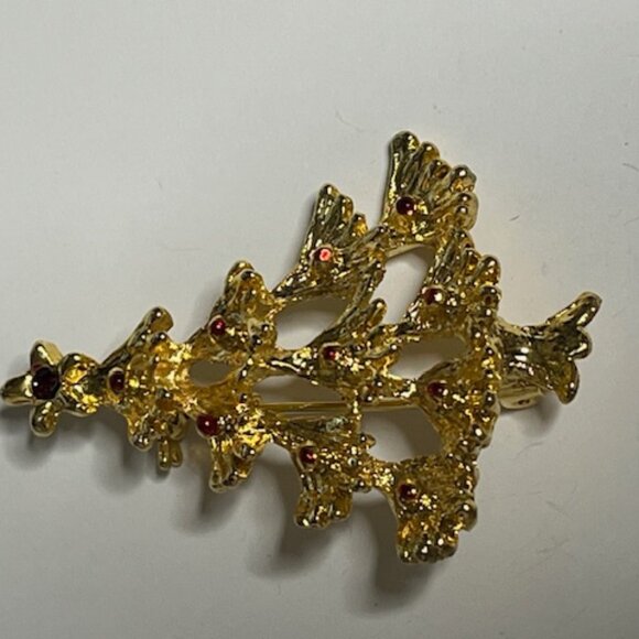 VTG Gold Tone Christmas Tree Red Painted Ornaments Holiday Festive Brooch Pin 2" - Picture 6 of 14